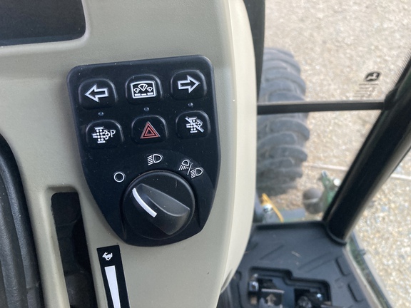 2019 John Deere 3046R Tractor Compact