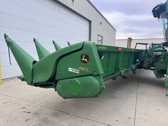 2014 John Deere 616C Header Corn Head
