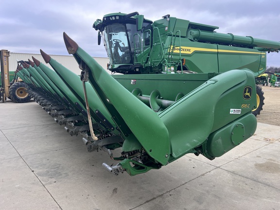 2014 John Deere 616C Header Corn Head