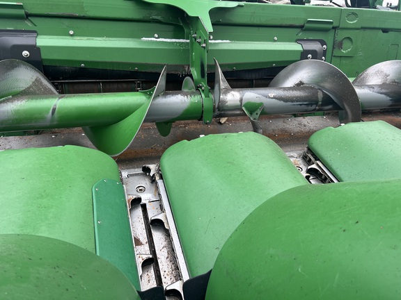 2014 John Deere 616C Header Corn Head