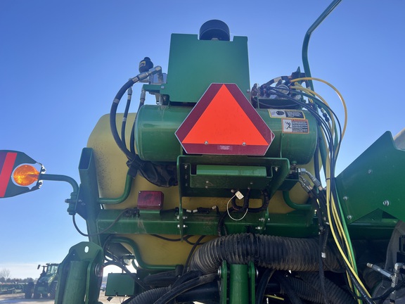 John Deere 1775NT Planter