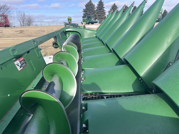 2019 John Deere 708C StalkMaster Header Corn Head