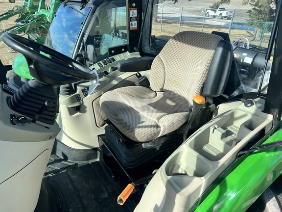 2021 John Deere 4066R Tractor Compact