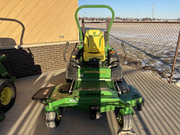 2025 John Deere Z997R Mower/Zero Turn