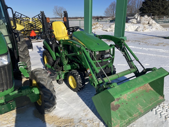 2018 John Deere 1025R Tractor Compact