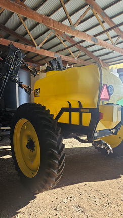 2022 Fast Distributing 8313 Applicator