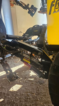 2022 Fast Distributing 8313 Applicator