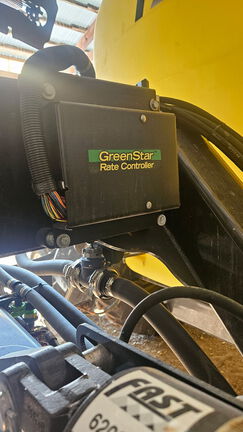 2022 Fast Distributing 8313 Applicator