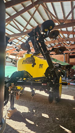 2022 Fast Distributing 8313 Applicator