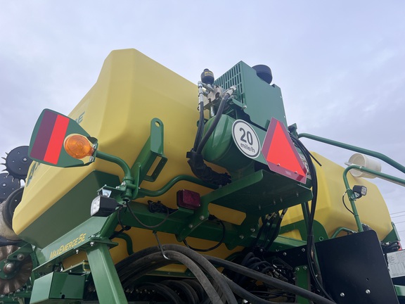 2022 John Deere 1795 Planter