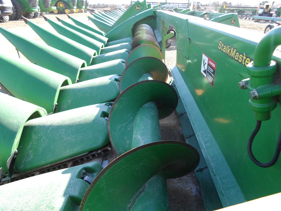 John Deere 608C StalkMaster Header Corn Head