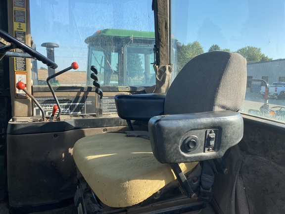 1995 John Deere 8970 Tractor 4WD