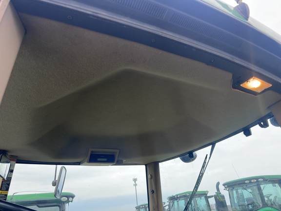 2005 John Deere 8420 Tractor