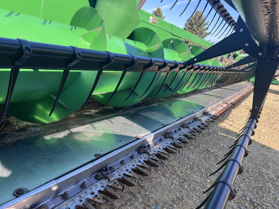 2008 John Deere 630F Header Combine