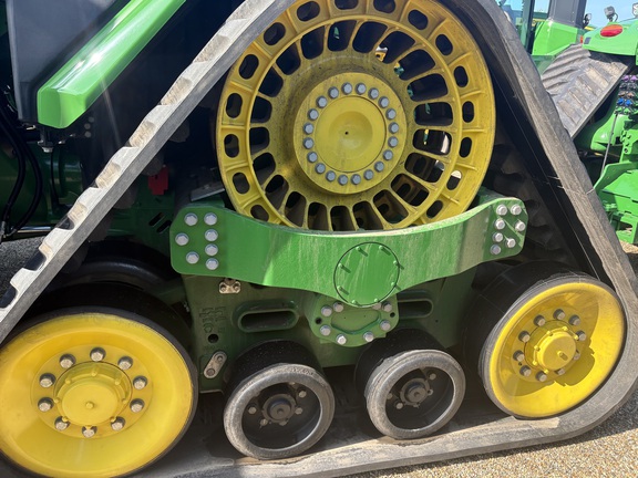 2024 John Deere 9RX 590 Tractor Rubber Track