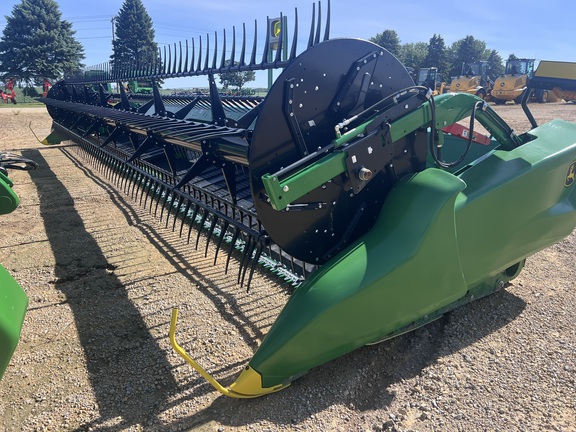 2025 John Deere RDF 35 Header Combine
