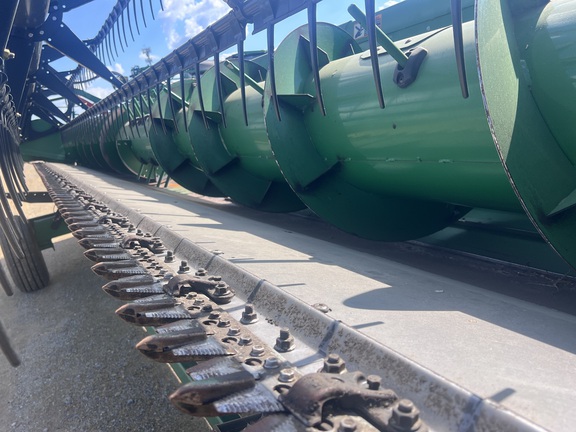 2023 John Deere 625F Header Combine