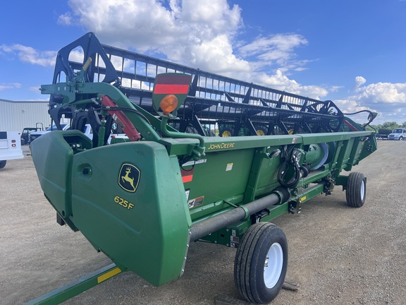2023 John Deere 625F Header Combine