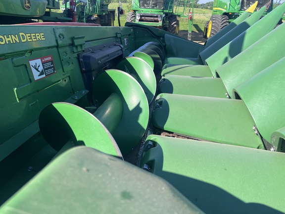 2022 John Deere C6R Header Corn Head
