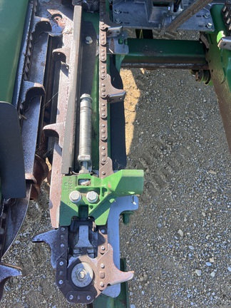 2022 John Deere C6R Header Corn Head