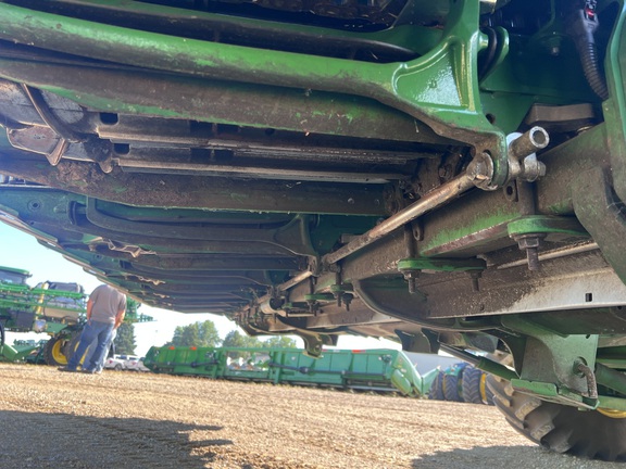 2022 John Deere C6R Header Corn Head