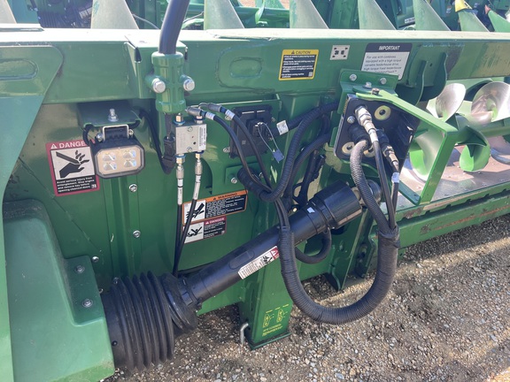 2022 John Deere C6R Header Corn Head