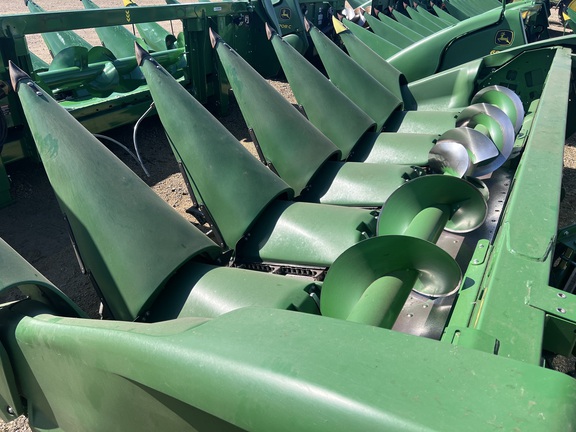 2022 John Deere C6R Header Corn Head
