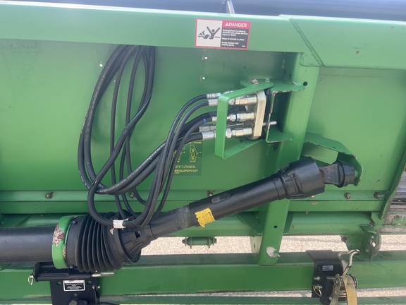 2004 John Deere 630F Header Combine