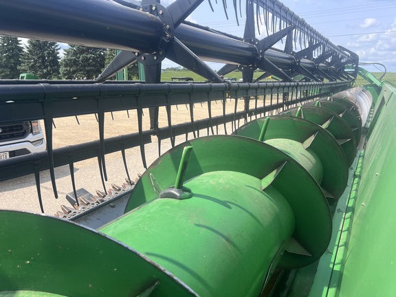 2004 John Deere 630F Header Combine