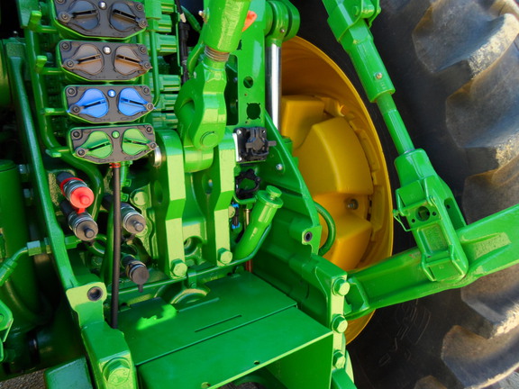 2023 John Deere 8R 340 Tractor