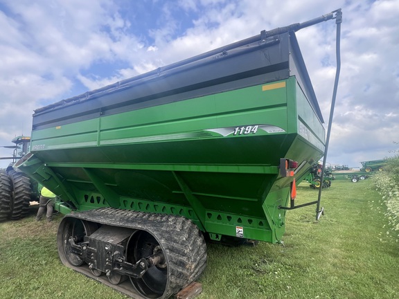 2011 Brent 1194 Grain Cart