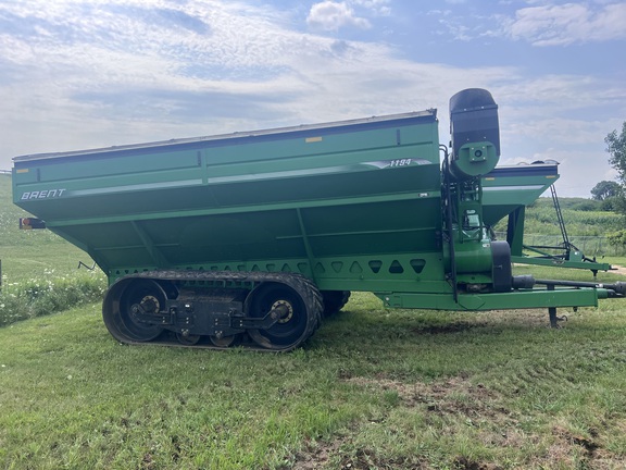 2011 Brent 1194 Grain Cart