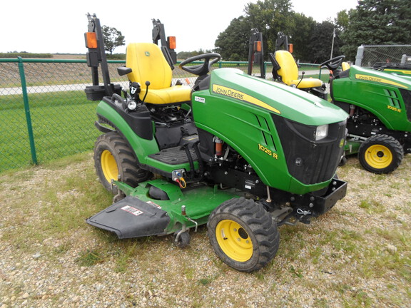 2021 John Deere 1025R Tractor Compact