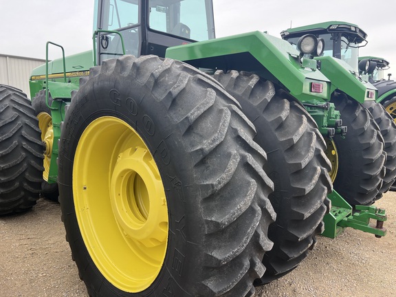 1993 John Deere 8770 Tractor 4WD