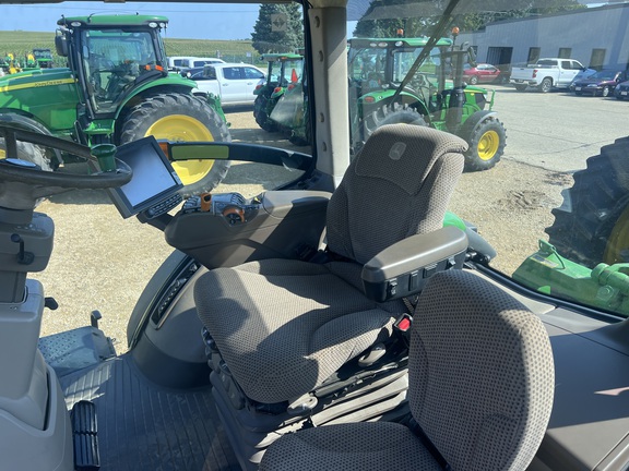 2018 John Deere 8400R Tractor