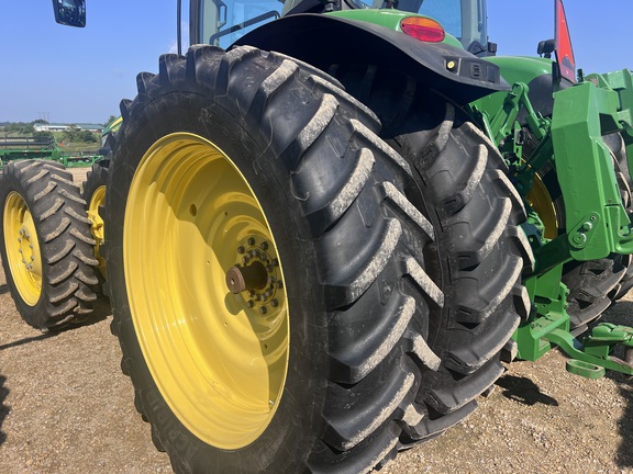 2018 John Deere 8400R Tractor