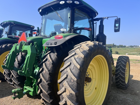 2018 John Deere 8400R Tractor