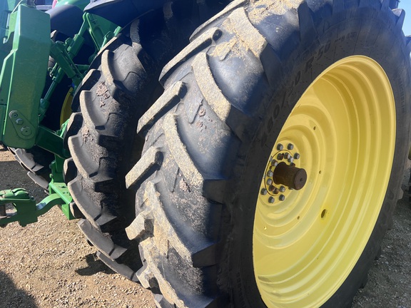 2018 John Deere 8400R Tractor
