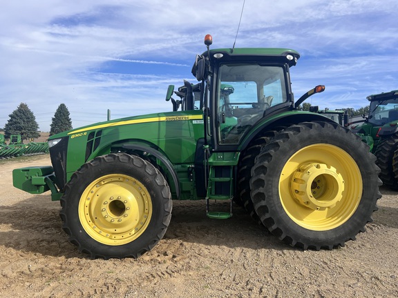 2012 John Deere 8360R Tractor