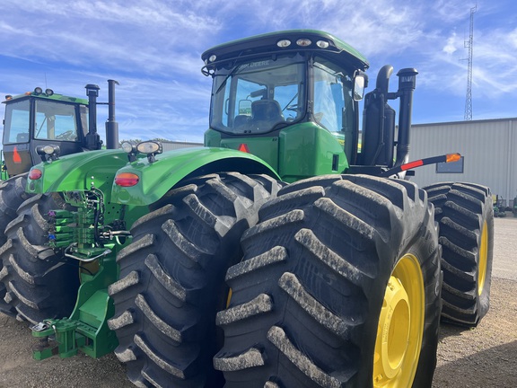 2014 John Deere 9560R Tractor 4WD