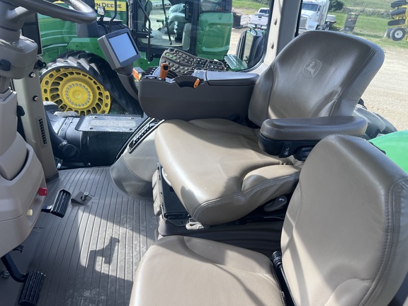 2014 John Deere 9560R Tractor 4WD