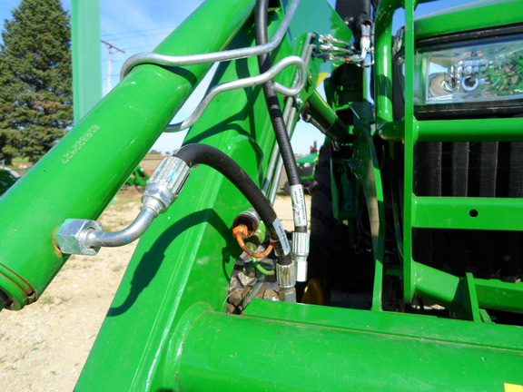 2022 John Deere 4066R Tractor Compact