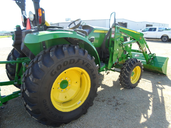 2022 John Deere 4066R Tractor Compact