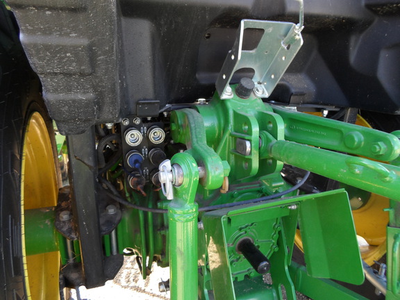 2022 John Deere 4066R Tractor Compact