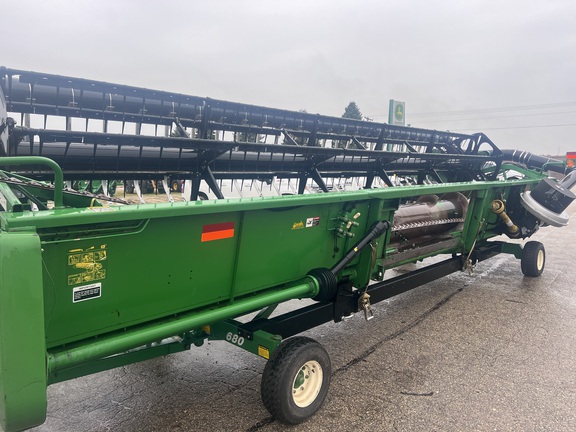 2003 John Deere 925 Header Combine