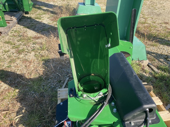 2025 John Deere X758 Garden Tractor