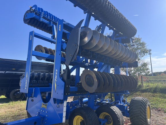 2021 Landoll 7833-30 Disk
