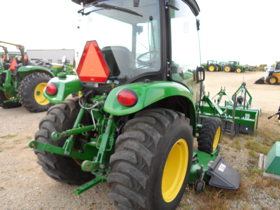 2024 John Deere 3039R Tractor Compact