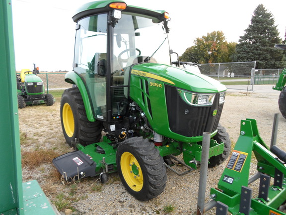 2024 John Deere 3039R Tractor Compact