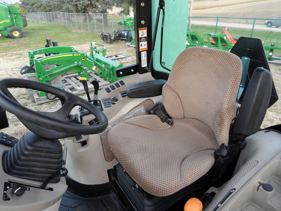2024 John Deere 3039R Tractor Compact